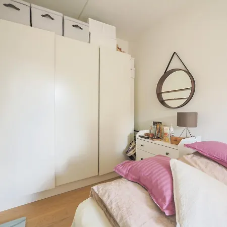 Bright & Comfortable In Trendy Carlsberg Lägenhet *