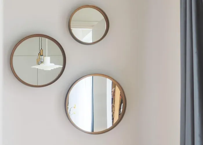 Bright & Comfortable In Trendy Carlsberg *