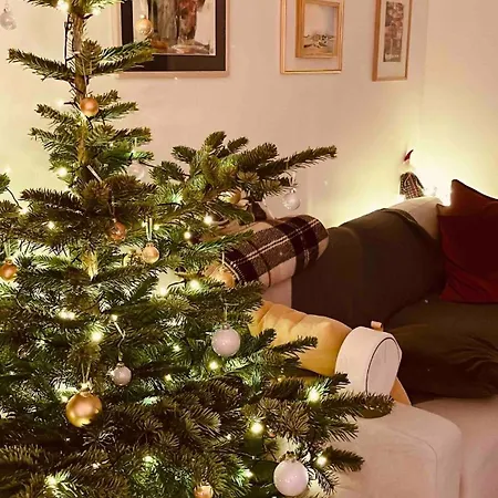 Bright & Comfortable In Trendy Carlsberg Apartment