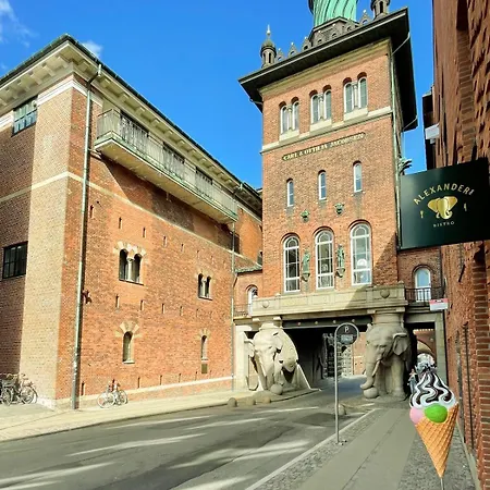 Bright & Comfortable In Trendy Carlsberg Apartment *