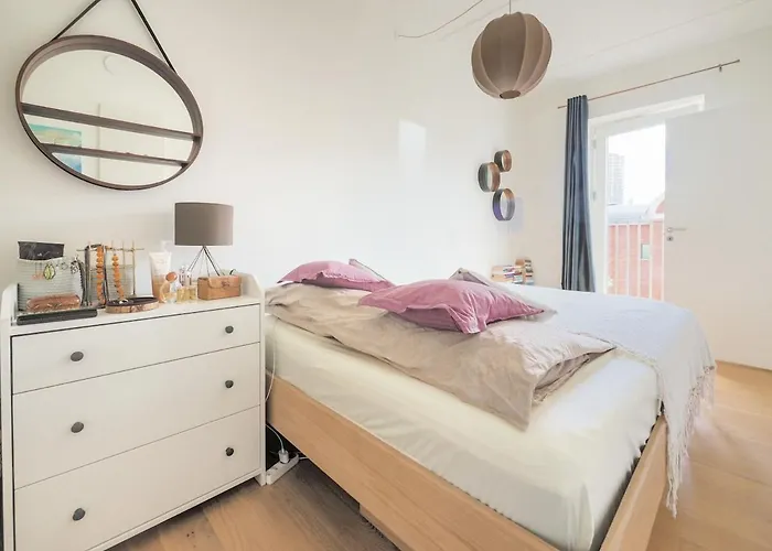 Bright & Comfortable In Trendy Carlsberg * Copenhagen