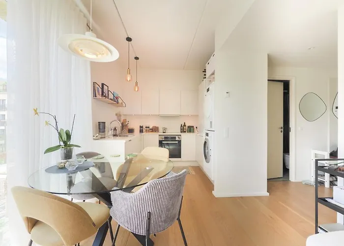 Bright & Comfortable In Trendy Carlsberg * Copenhagen